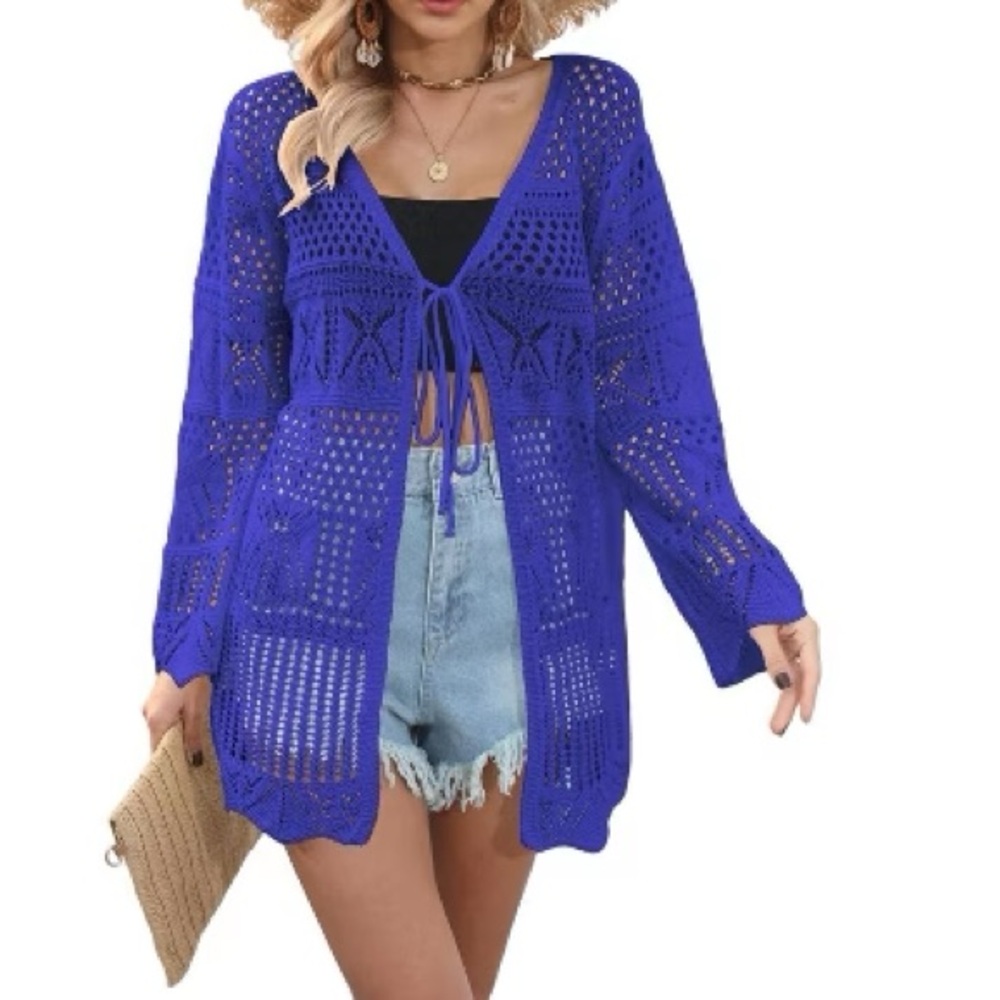 Women's Blue Crochet Sweater Size Medium